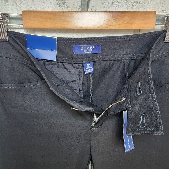 CHAPS Slimming Fit Petite Regular Length Size 2P. - Picture 4 of 8